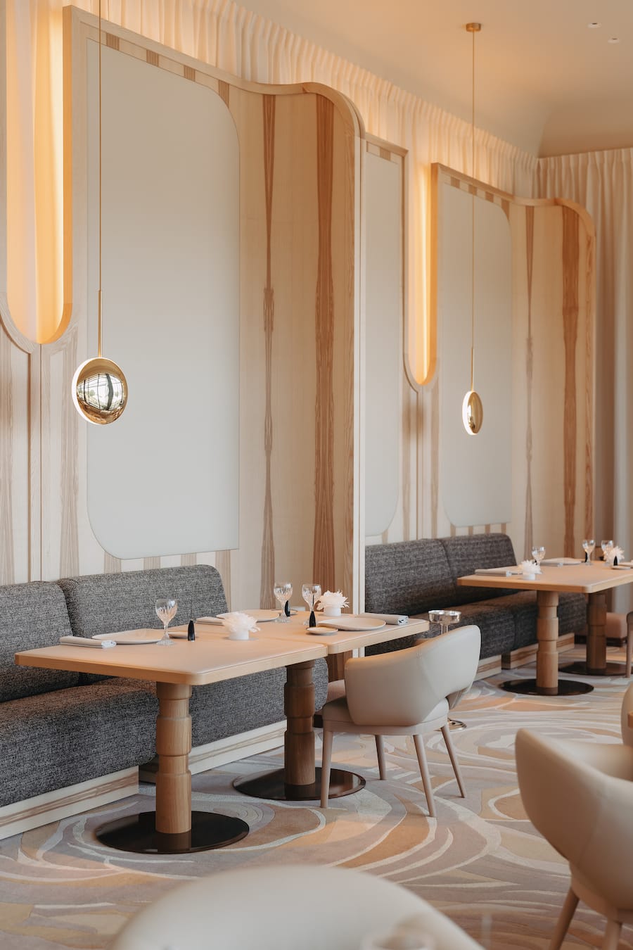 Leicht, hell, feminin: Anne-Sophie Pics Restaurant in Lausanne.