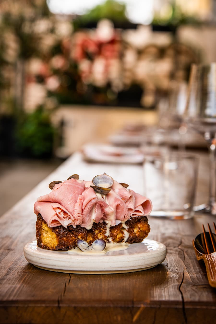 Rosi, Markus Stöckle 2021: Armer Ritter mit Zürichsee-Muscheln und Muschel-Velouté