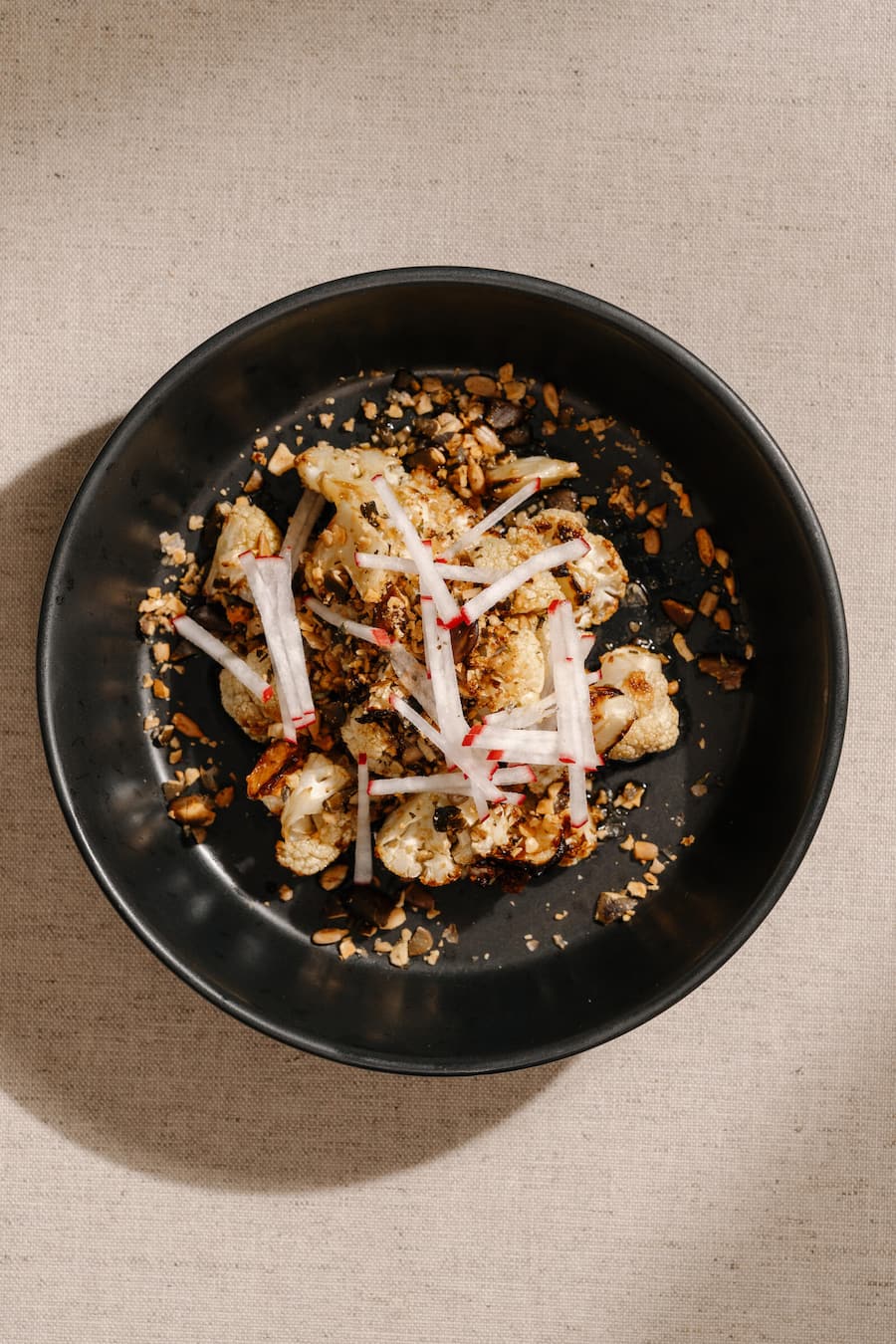 Blumenkohlsalat - Madgi Beiz Luzern - Chefkoch Thomas Pollet - 16. August 2024 - Copyright Olivia Pulver