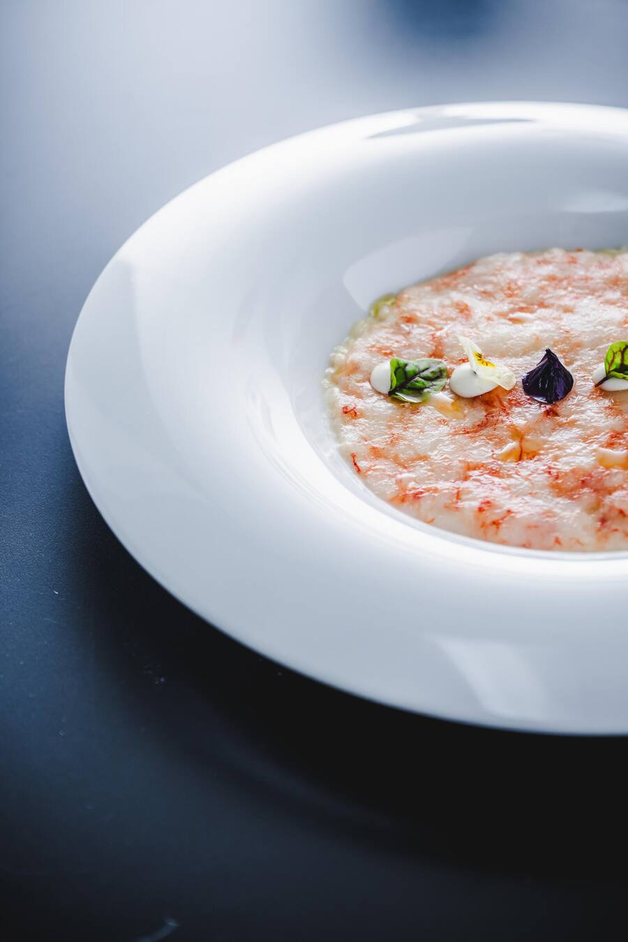 Ascona 2024: Villa Orsalina: Riccardo Scamarico kocht Risotto Carnaoli