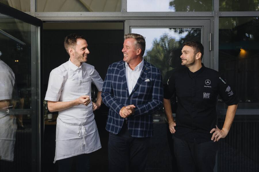 Mercedes-Benz, Steinhalle Bern, Markus Arnold, Guy Ravet, Roland Schell (CEO Mercedes-Benz Schweiz)