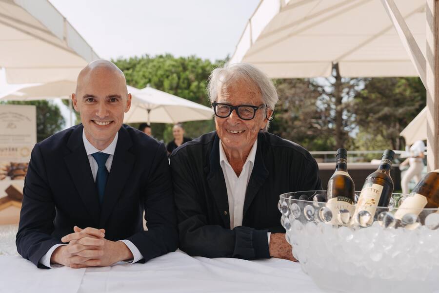Direktor Beau-Rivage Palace Benjamin Chemoul und Louis Bovard von der Domaine Bovard