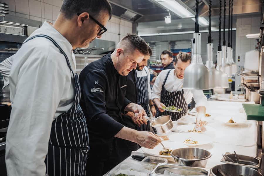 4-Hands Dinner mit Stefan Heilemann vom Widder und Dario Moresco vom Restaurant Orsini - Mandarin Oriental Savoy Zürich