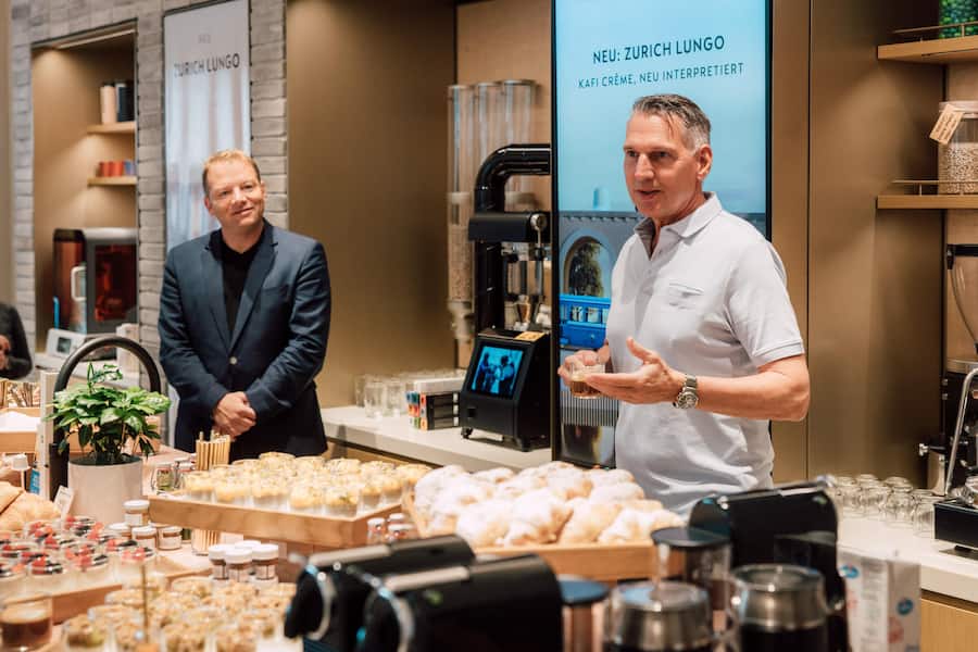 Dominique Niederhauser und Heiko Nieder, 2024 Nespresso Boutique an der Bahnhofstrasse in Zürich, ZH