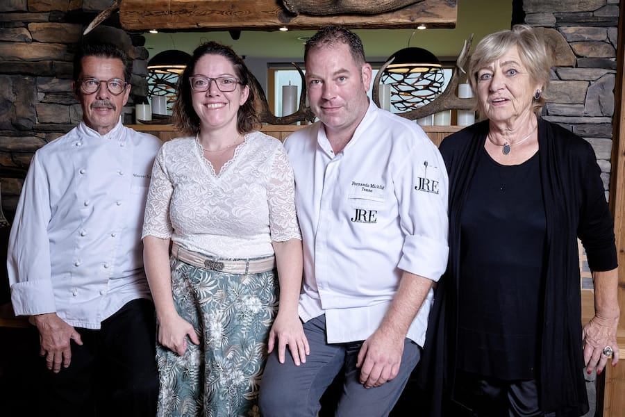 Gluringen, le 9 septembre 2024, Partner Lunch 2024 des JRE avec à la cuisine de l âHôtel restaurant Tenne Fernando Michlig et Gaston Zeiter © Sedrik Nemeth