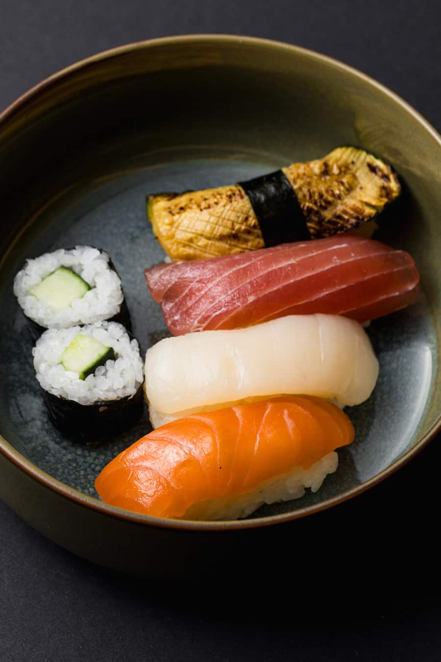 Sushi, Shinji Tanaka, Restaurant Tanaka Kehrsatz, GMC Jubiläum mit JRE-Gastköchen, 10 Jahre Schüpbärg-Beizli, in Schüpberg BE, 13. Oktober 2024. Copyright: Roy Matter