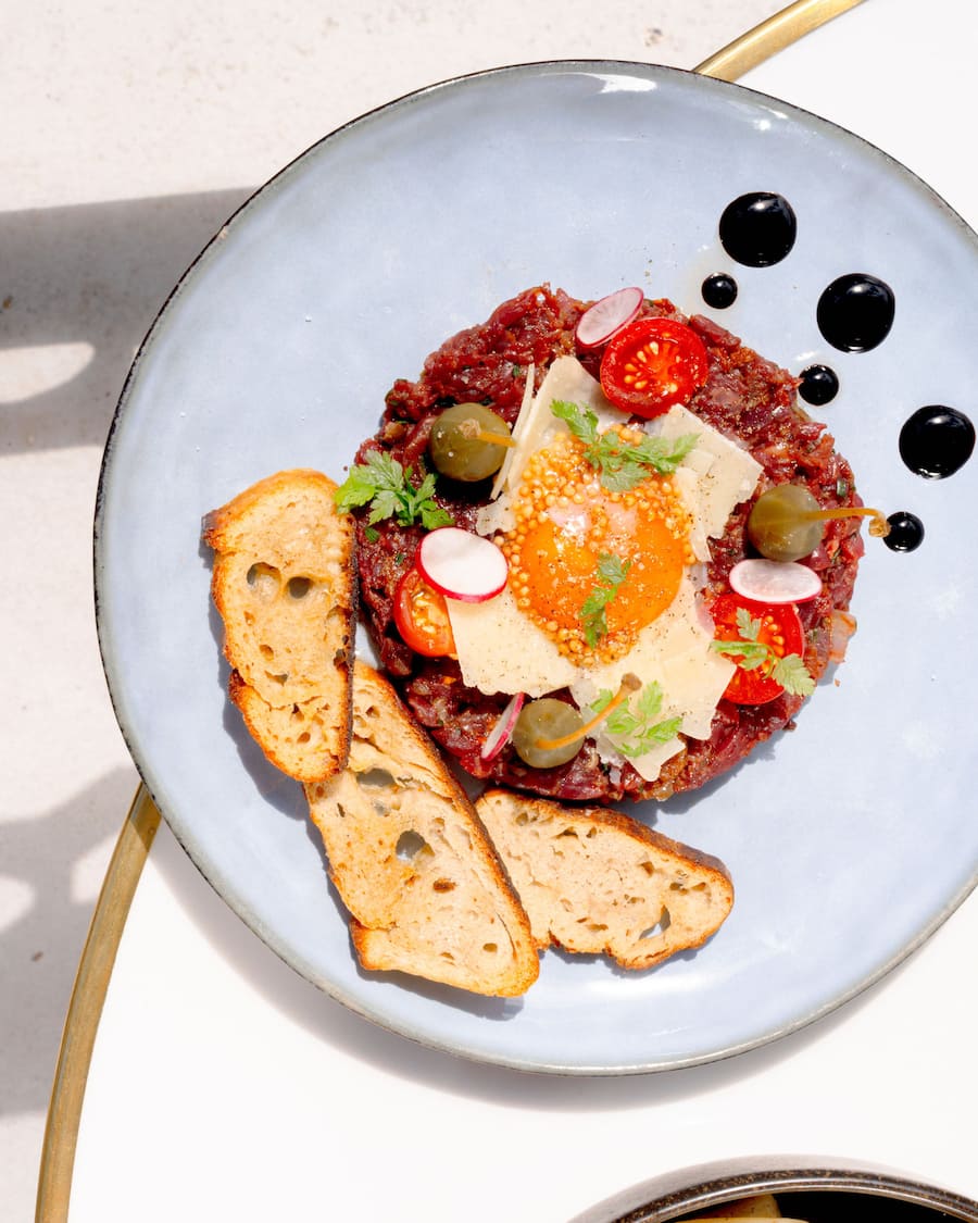 GAULTMILLAU-CHANNEL-GENEVE-KIOSQUE-DES-BASTIONS