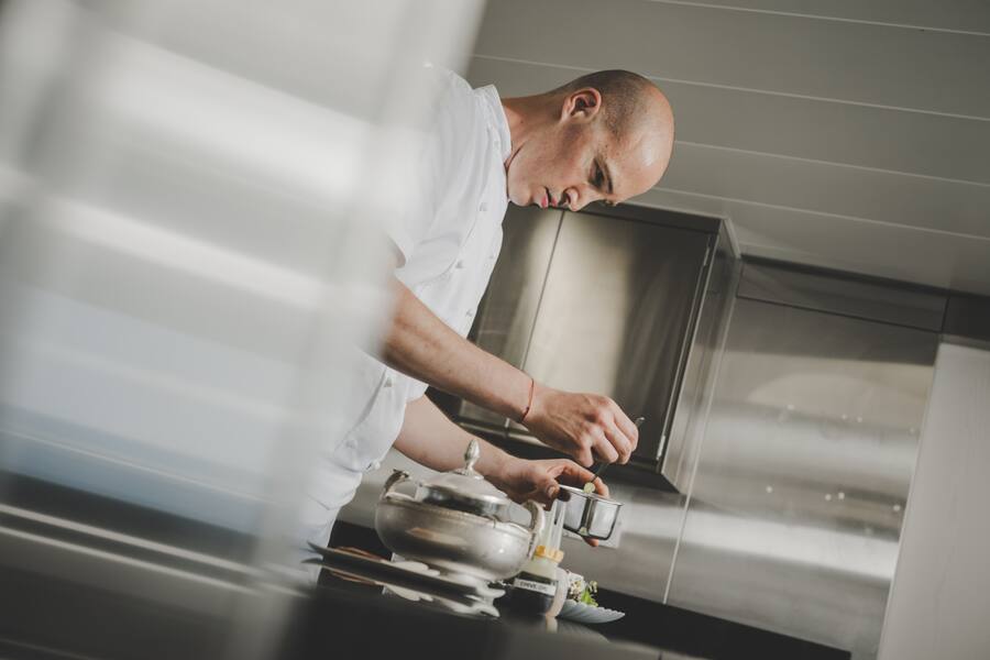 Luzern 2024: Mandarin Oriental Palace: Chef Gilad Peled, Crab Salad, Winegear, Caviar