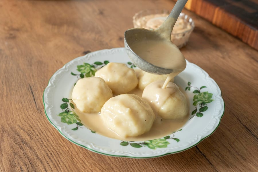 Manillio bei Noah Bachofen , in Bachofens Studio in Glarus