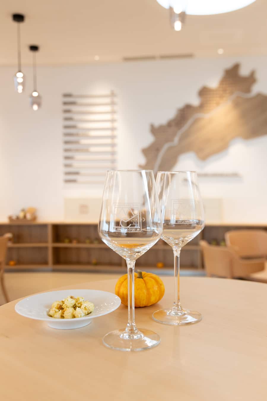 nathalie-ravet-maison-des-vins-de-la-cote-mont-sur-rolle