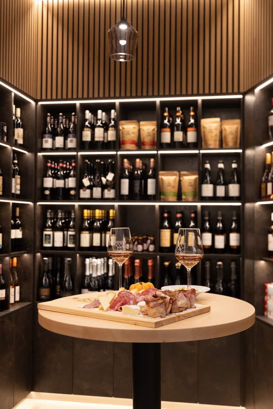 nathalie-ravet-maison-des-vins-de-la-cote-mont-sur-rolle