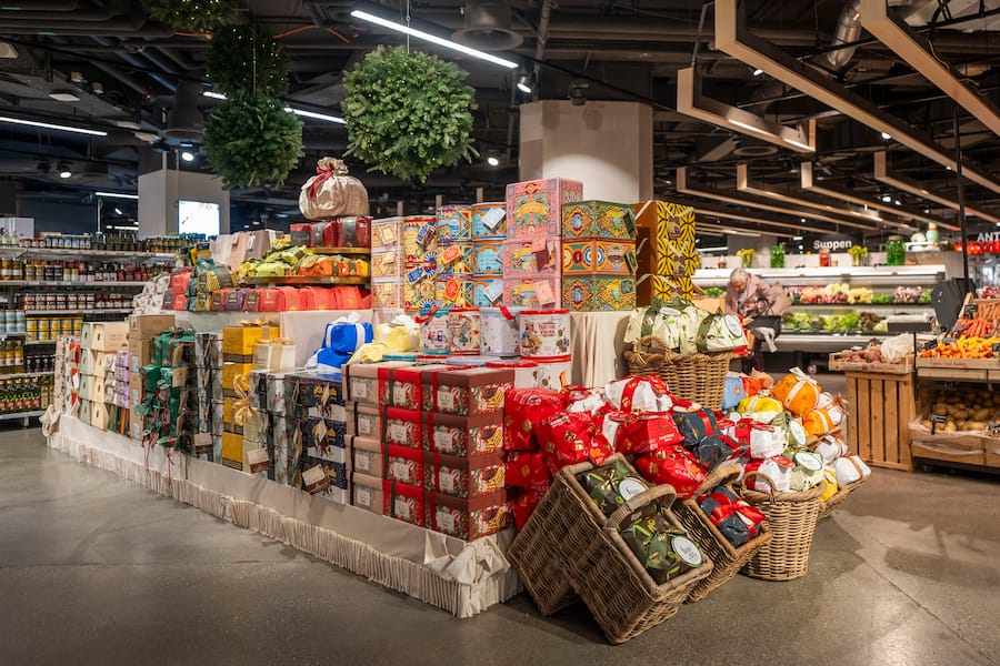 07.11.2024; Zürich: Jelmoli Food Market: Thema Panettone. © Valeriano Di Domenico