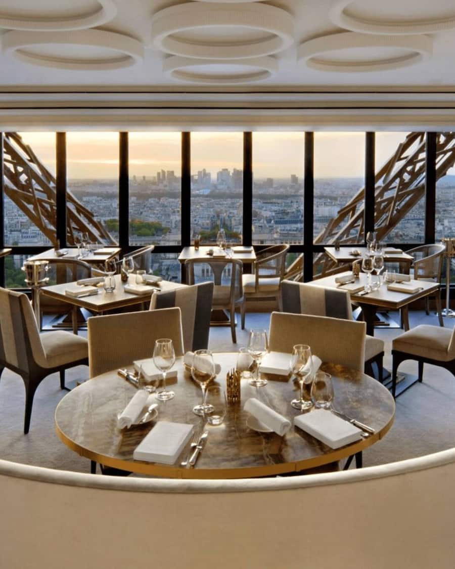 Au Jules Verne, dans la Tour Eiffel