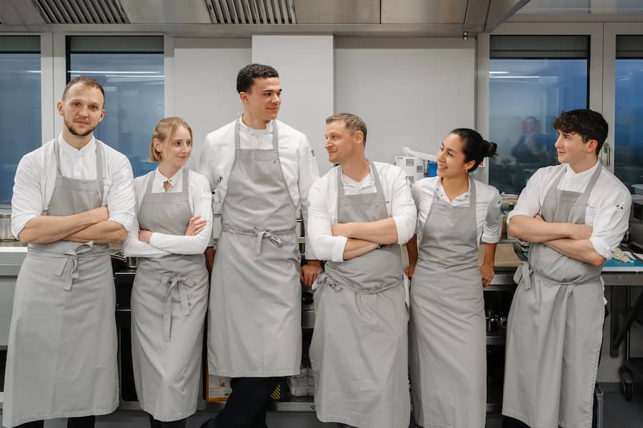 Raul Garcia, Finn In Albon, Patrick Mahler, Juraj Sadecky, Sandra Steffen, Ambar Dominguez - San Pellegrino Young Chef Academy - Regional Competition West Europe - Das Morgen Vitznau - November 2024 - Copyright Olivia Pulver