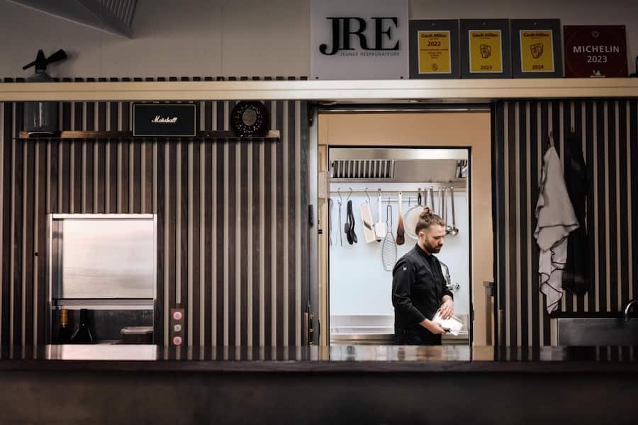 HO via Les Grandes Tables de Suisse, Byline Adrian Ehrbar