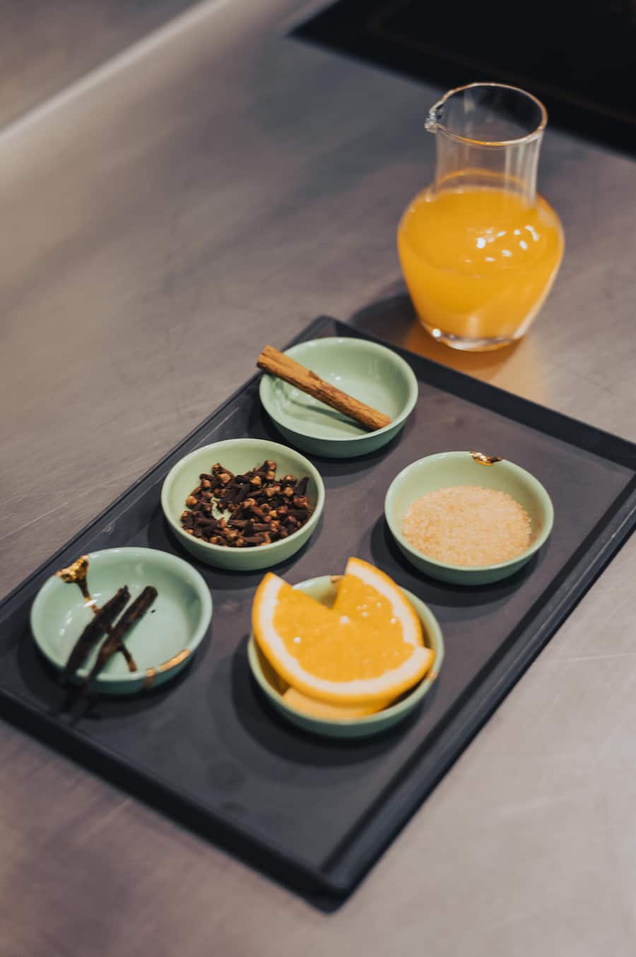 GMC - BÃNIGER - Böniger tranchiert: Ines Triebenbacher macht für uns Glühwein - Igniv Zürich