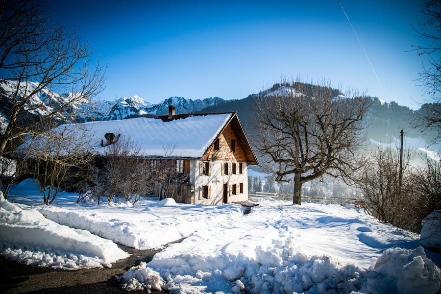 Mercedes EQS in Fribourg 2021 Nicolas Darnauguilhem, «La Pinte des Mossettes» in Cerniat, FR.