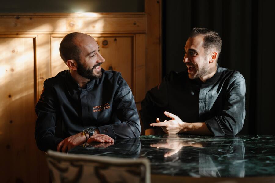 Andrea Bonini, Executive Chef mit Sous Chef Antonio Di Michele - Beefbar - Grace St. Moritz - Januar 2025 - Copyright Olivia Pulver