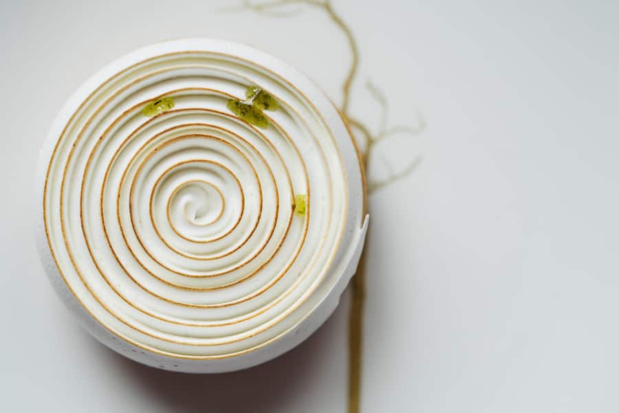 Katrin Wagenblast Chef-Patissière im Dolder Grand zuständig für die Desserts im Haus, den Afternoon Tea und die Auslage an der Bar - Januar 2025 - Copyright Olivia Pulver