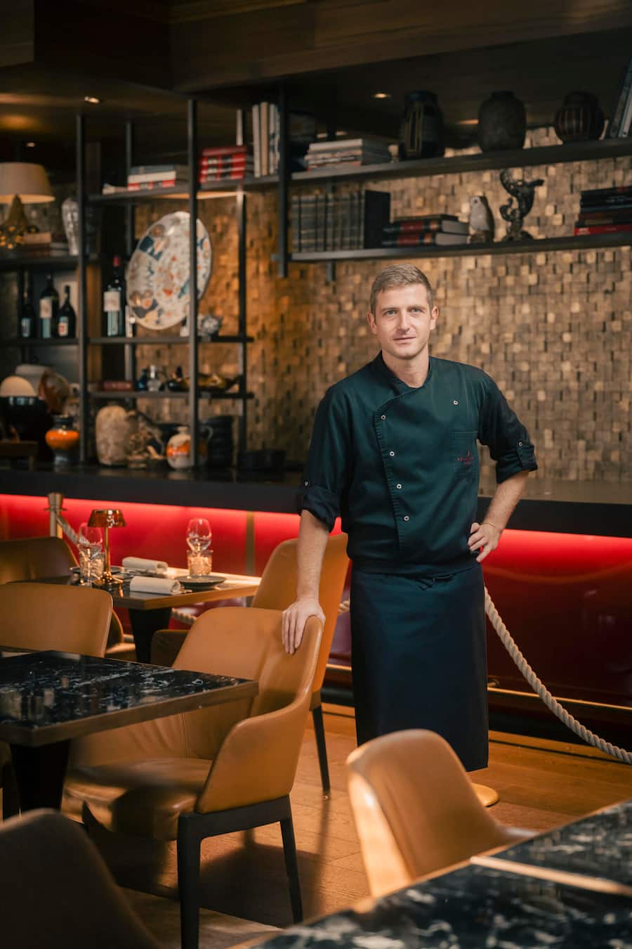 Chef Lucas Barsanti, Schweizerhof La Muña, Friday 13 December 2024 in Zermatt. (© Gabriel Monnet)