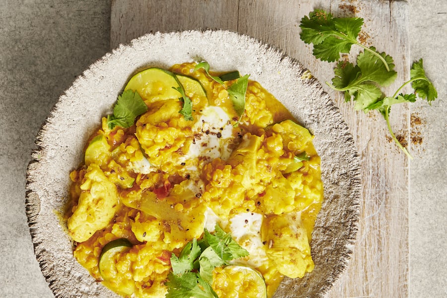 Rezept aus «One Pot»: Linsentopf mit Poulet.