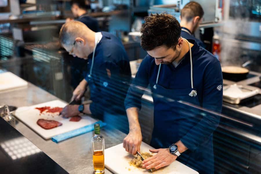 21.12.2024, Freidorf TG, Mammerstsberg, Schnapp kocht mit bei Silvio Germann (photo by Rémy Steiner for Gault Millau)