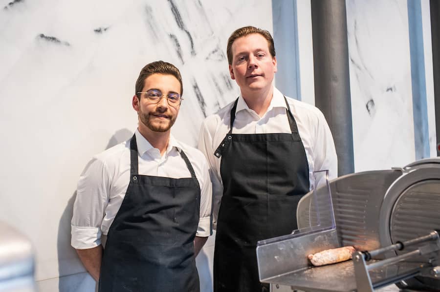 Renato Oliveira (GF) & David Hatecke (v.l.) Die besten Beef Tatar - Zürich HATECKE DU THÃÃTRE, Zürich Dufourstrasse