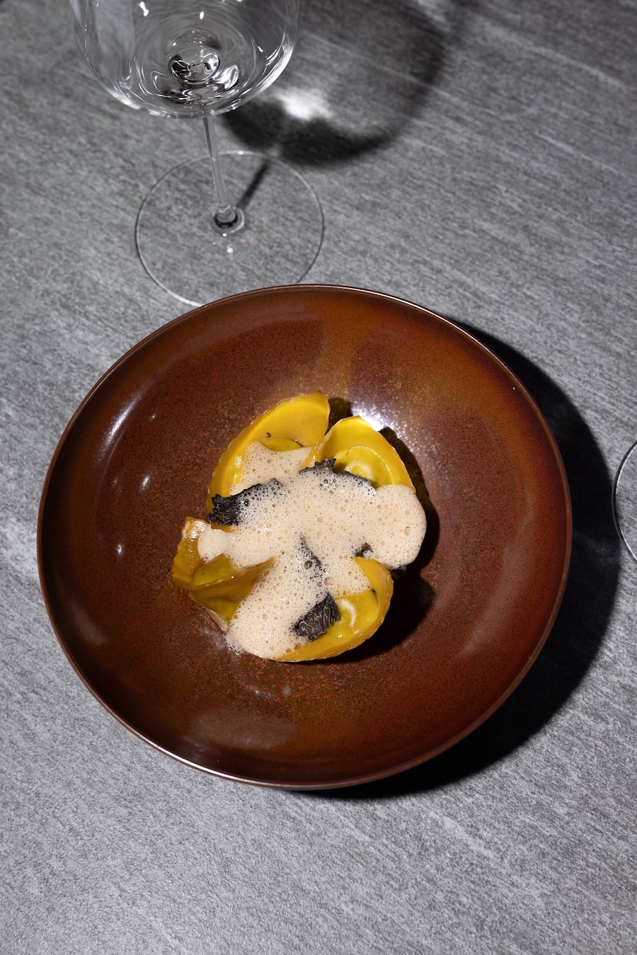 Dominik Hartmann und Andrea Bonini im Grace St. Moritz für Genesis