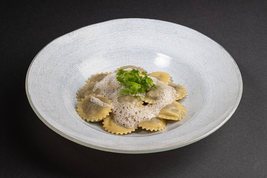 Gericht:Â Vorspeise oder HG, Brasatoravioli, Pilze, Pilzschaum