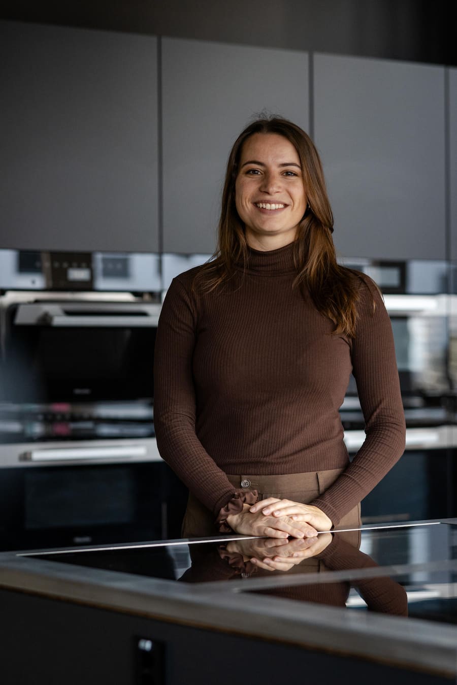 20.02.2025, Zürich, Neu bei Coop: "Nice" by Betty Bossi, Lena Götsch (photo by Remy Steiner for Gault Millau) Lena Götsch und Deborah Beer von Coop lancieren ein neues Produkt, aus Foodabfällen, die sonst weggeworfen würden