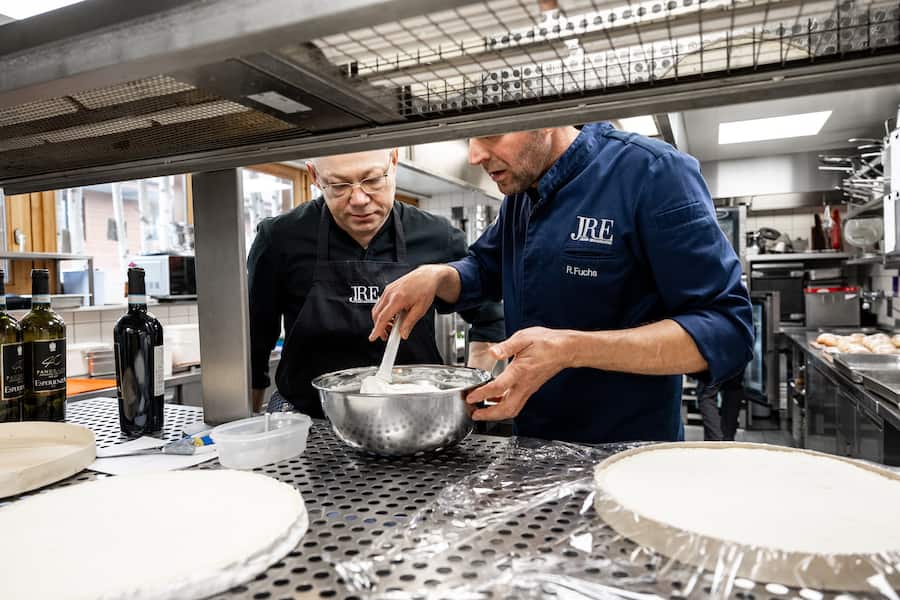 GMC - "Schnapp kocht mit" Rolf Fuchs Panorama Hartlisberg, Steffisburg - 08.02.2025 by Adrian Bretscher