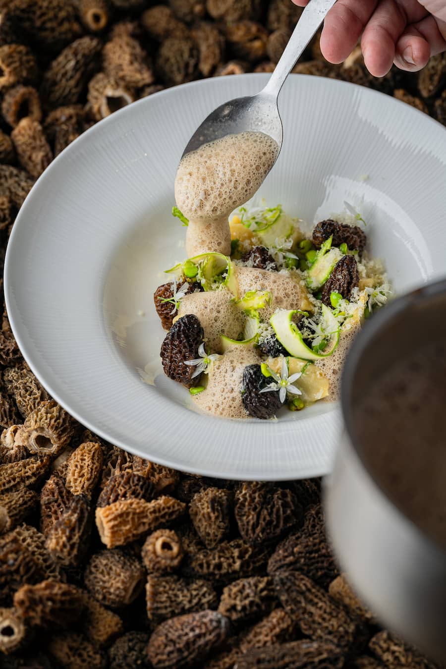 yoann-caloue-cafe-des-banques-geneve-place-to-b