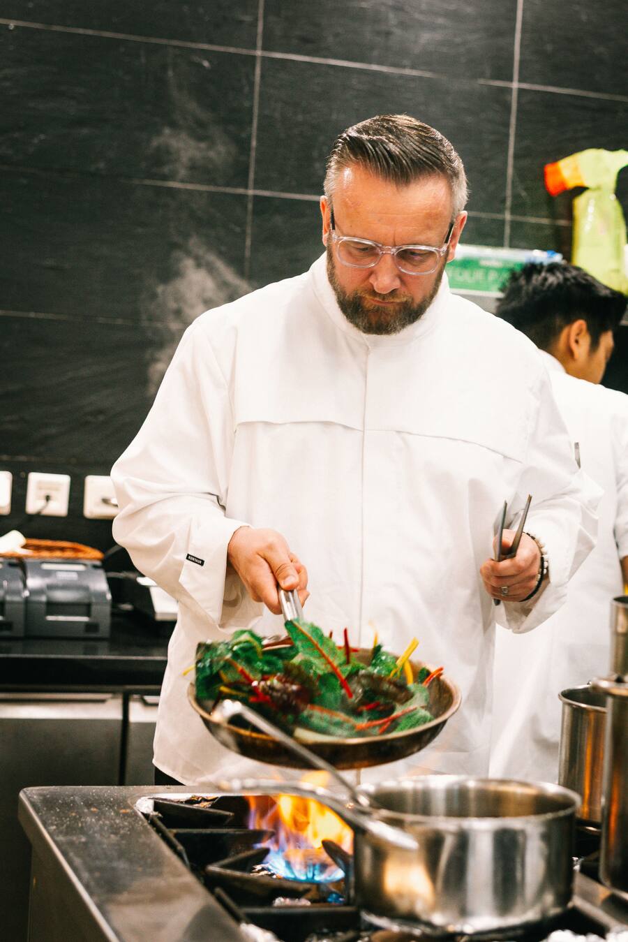 Culinary Director André Kaiser setzt im «Chedi» vermehrt auf lokale Produkte.