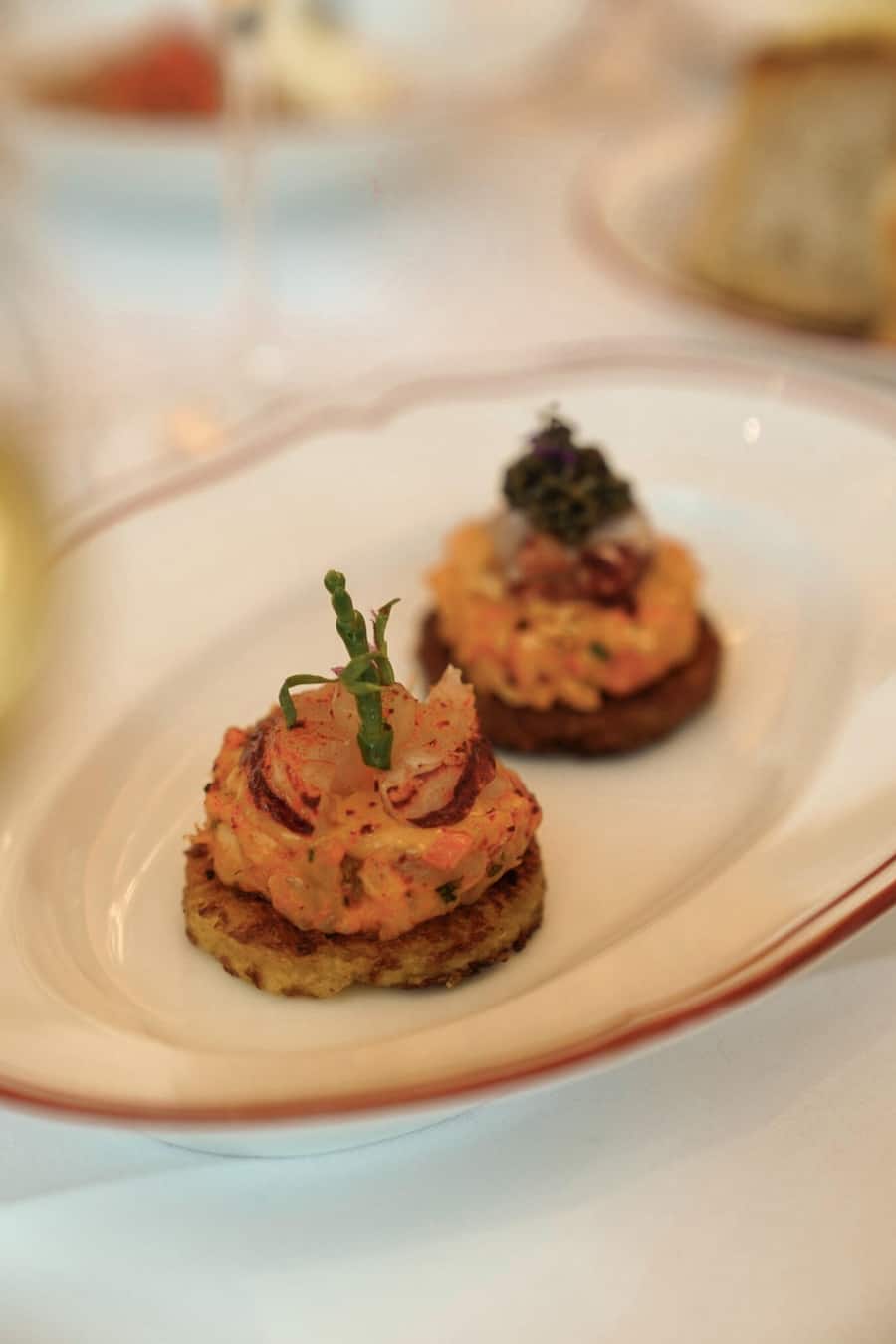 Golden Potatoe Galette: Hummer auf Rösti, auf Wunsch mit Prunier-Kaviar.