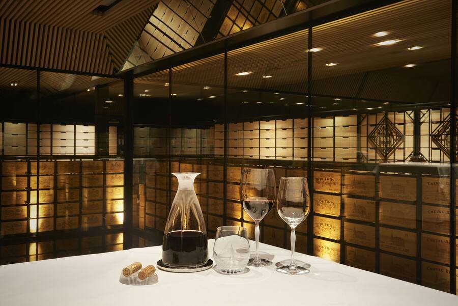 «Eine Karaffe lässt den Wein atmen und sich voll entfalten», erklärt Romain Iltis.