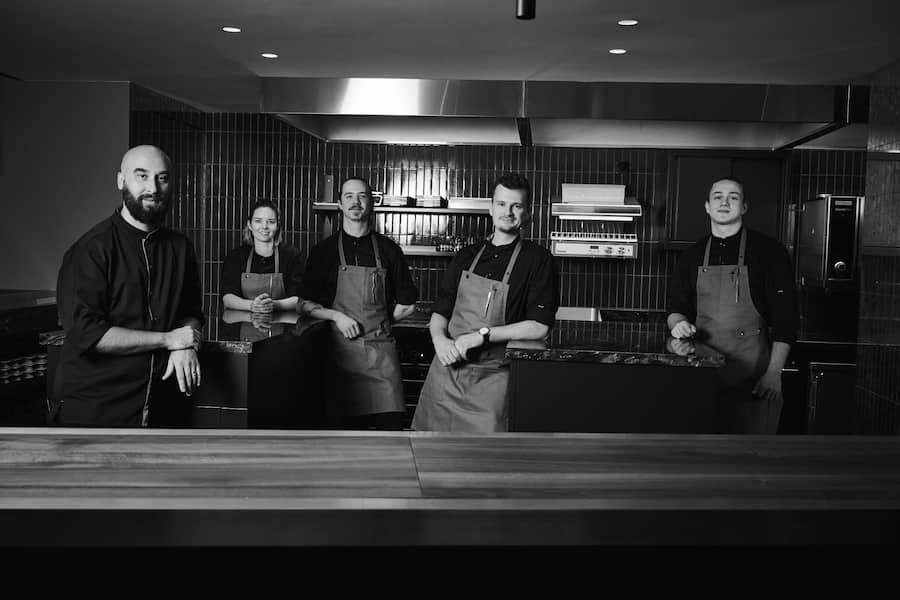 Eingespieltes Team: Küchenchef Birlo mit Sabrina Blum (Patisserie), Simon Klann, Julian Weller (Sous-Chef) und Nils Dreja.