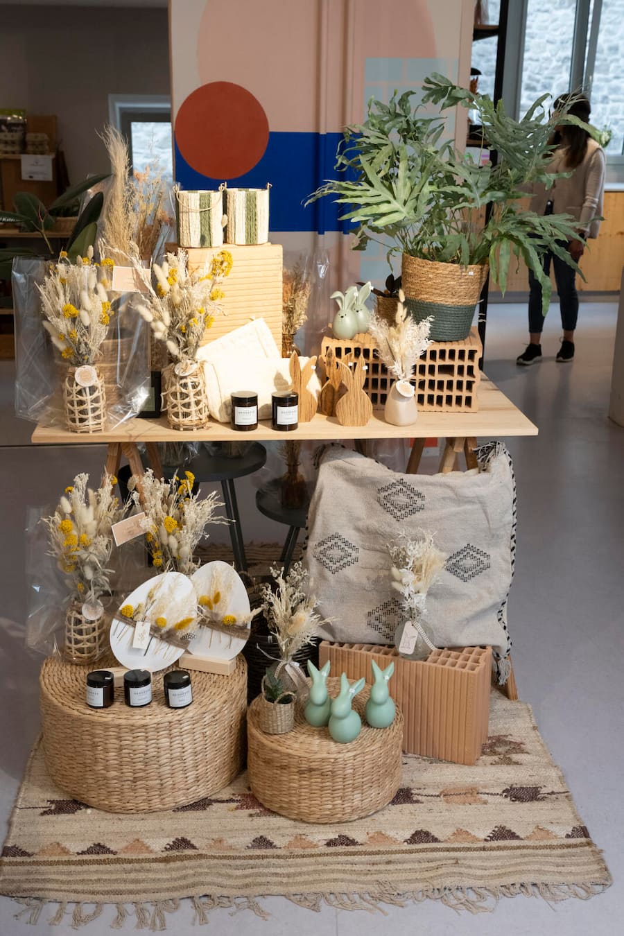 "Le Self" self -service à Bulle avec des produits régionaux.La gérante Sylviane Pasquier. partenariat avec léguriviera