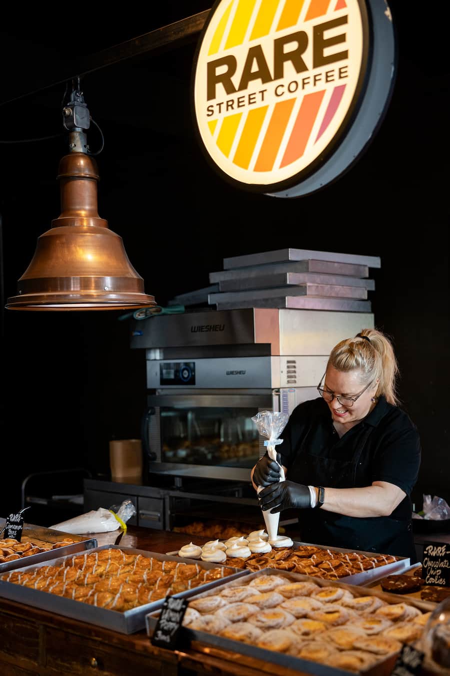 12.04.2025, Country Guide Zuerichsee, Rare Street Coffee, Paula Andersson (photo by Remy Steiner for Gault Millau)