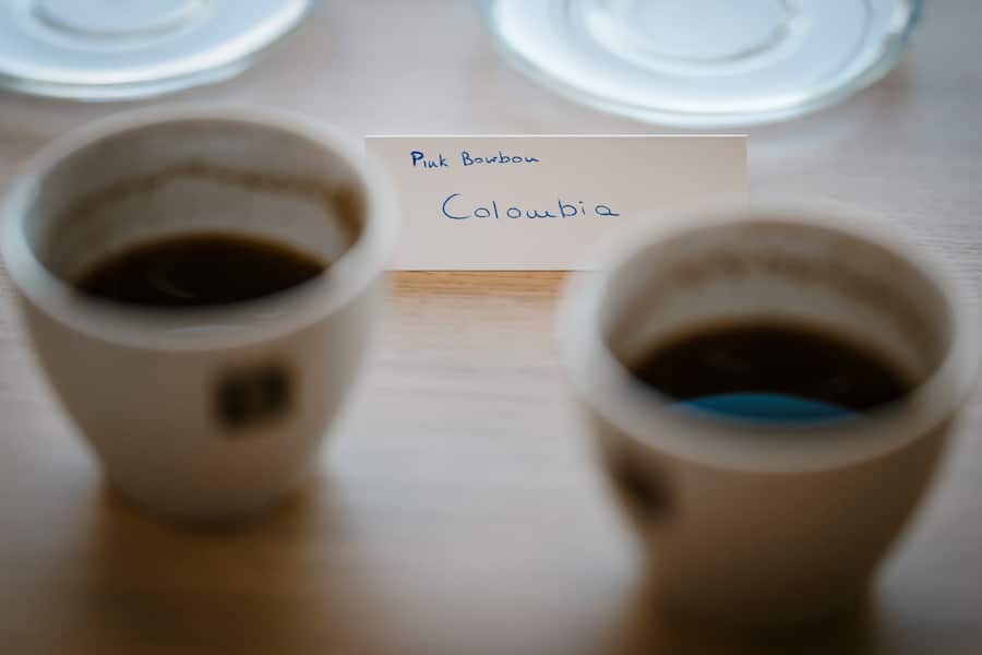 Chefs pictured during a tasting session on the origins of coffee of the Gourmet Weeks event by Nespresso on 28 April 2025 in Romont. (© Gabriel Monnet)