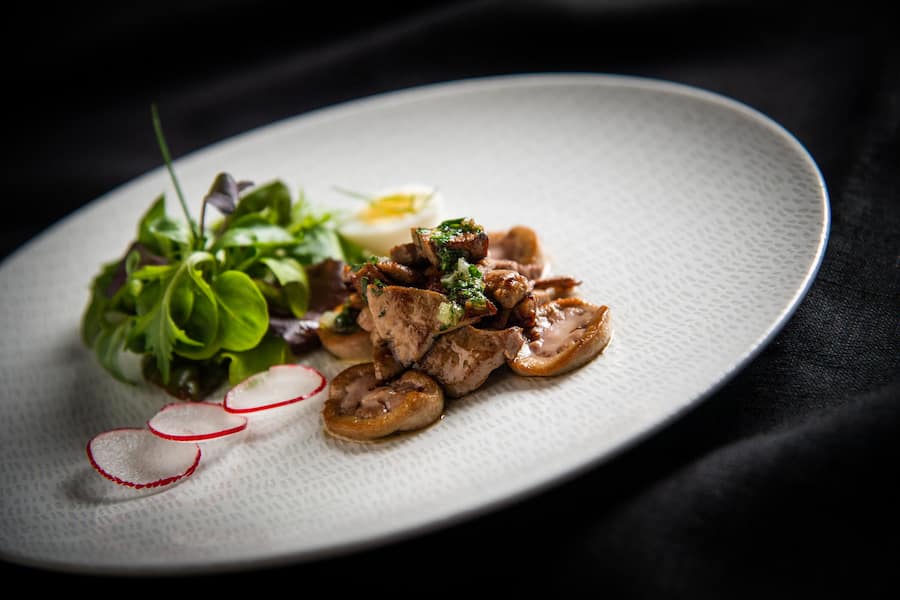 Gitzi Leberli und Nierli, Restaurant Adler, Romana und Dani Jann 2020, Gitzi im Adler, Daniel und Romana Jann, Restaurant Adler, Ried Muotathal © Thomas Buchwalder