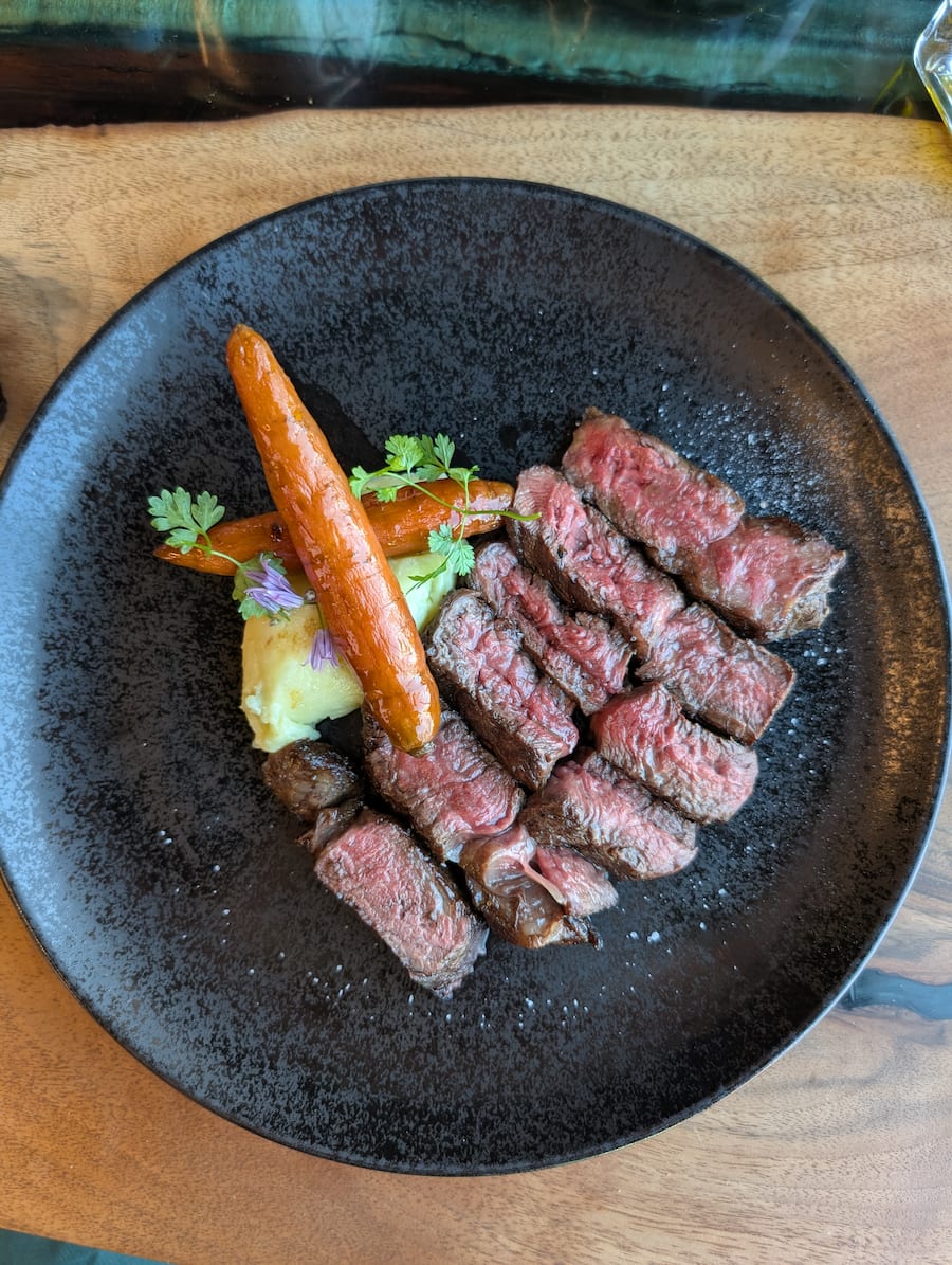 Mathieu bruno Victoria