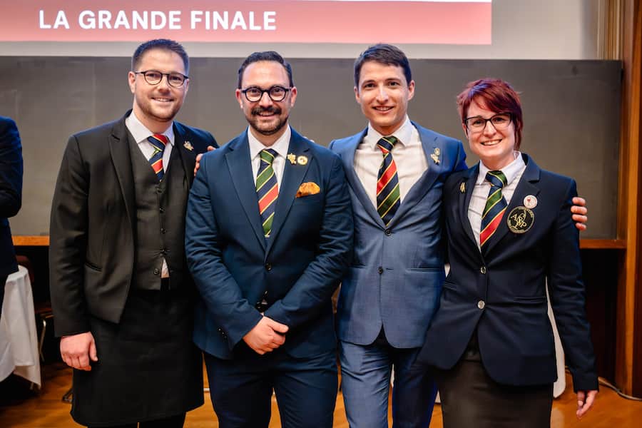 Meilleur sommelier de Suisse Mikaël Grou sommelier du Beau-Rivage à Genève