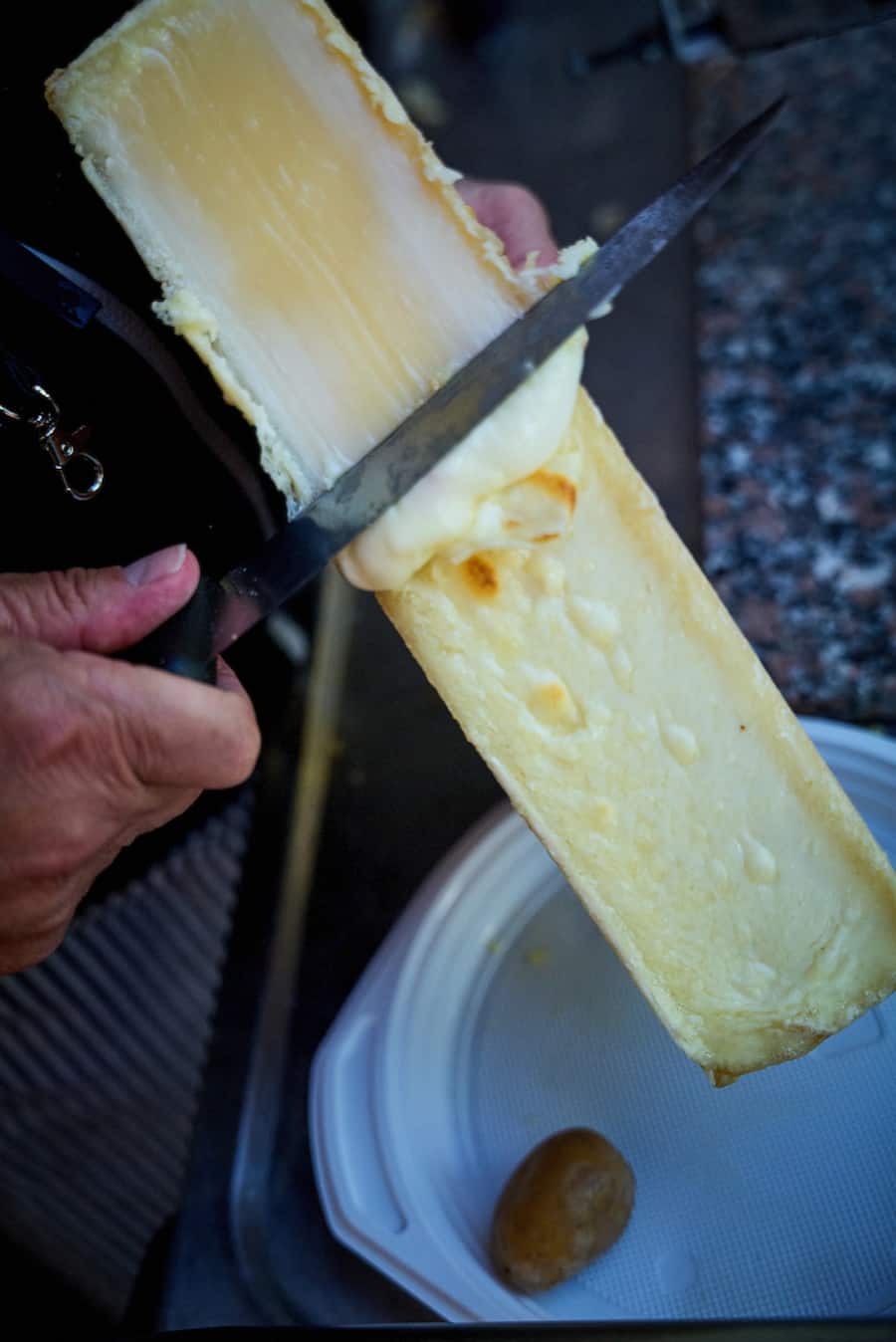 Martigny, le 5 avril 2025record mondial de la Raclette en présence de Eddy Baillifard ambassadeur du raclette AOP Valais © sedrik nemeth