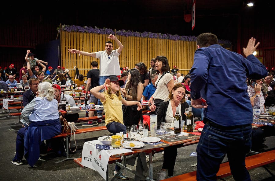 Martigny, le 5 avril 2025record mondial de la Raclette en présence de Eddy Baillifard ambassadeur du raclette AOP Valais © sedrik nemeth