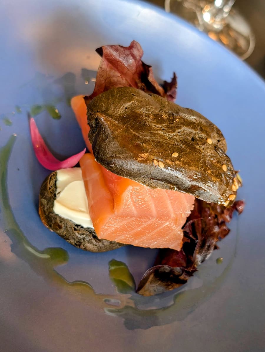 Table du 10 nyon saumon fumé