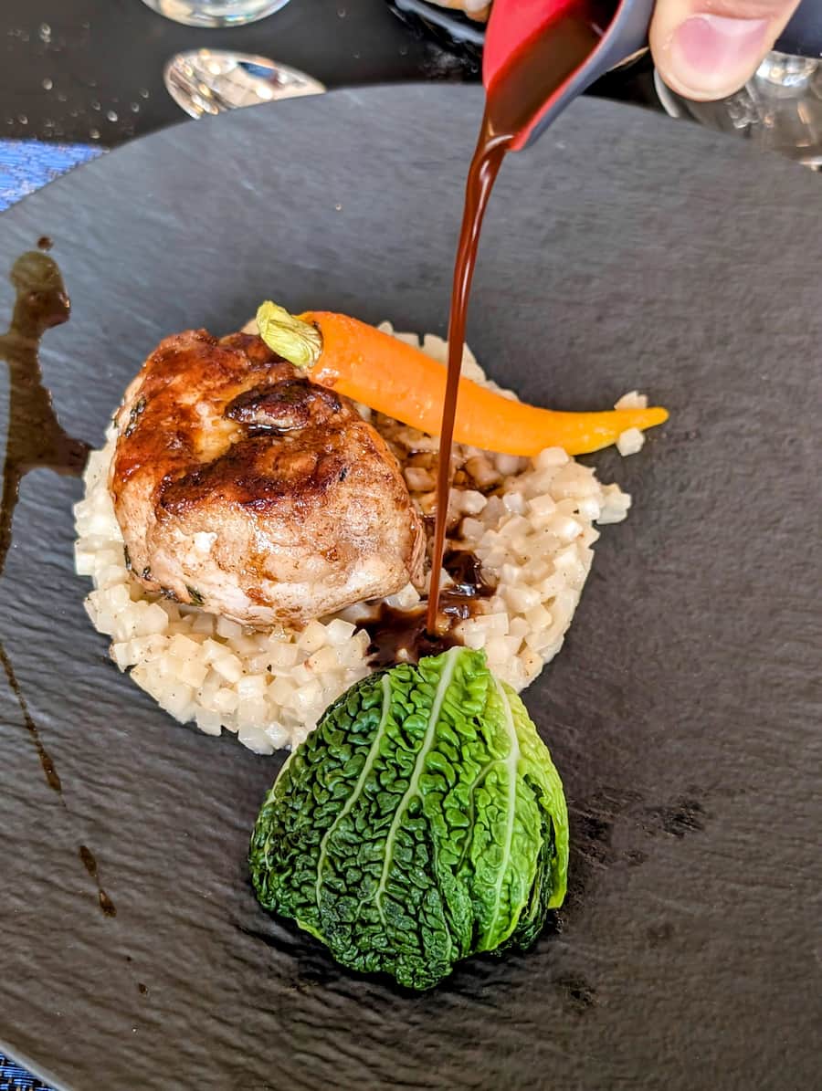 Table du 10 nyon ris de veau