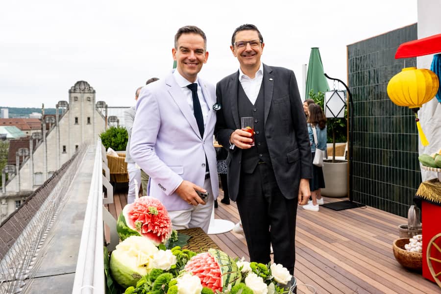 Hotel des Jahres 2024 - Dominik G. Reiner mit Christian Wildhaber