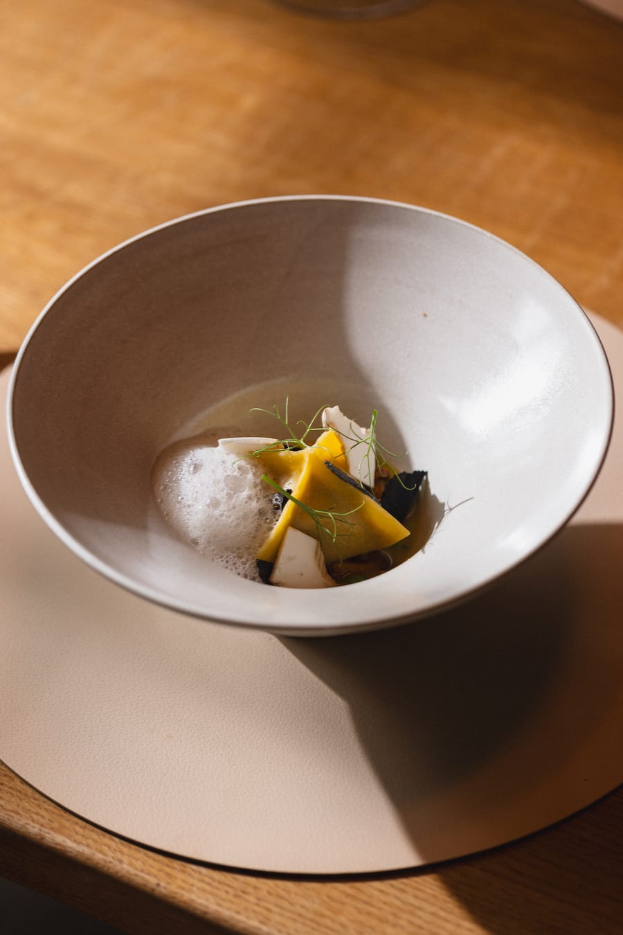 Laura Maillard Nautilus Ceramics Martigny Les Trois Amis Ligerz