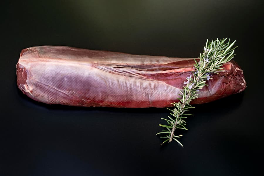 Maibock Restaurant Eichmuehle, Wädenswil, Maibock-Rehrücken, ganz