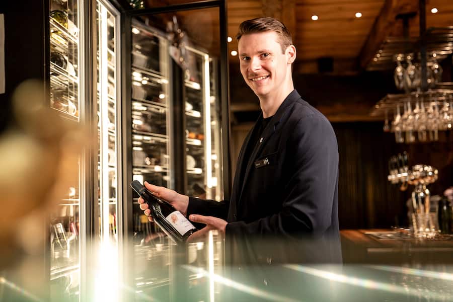 Widder, Sommelier Connor